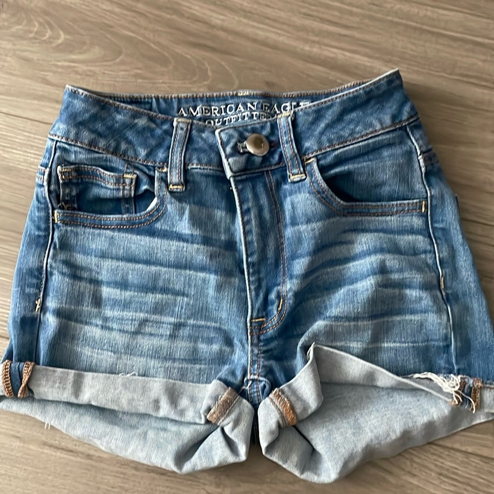 High Waisted  American Eagle Jeans size OO